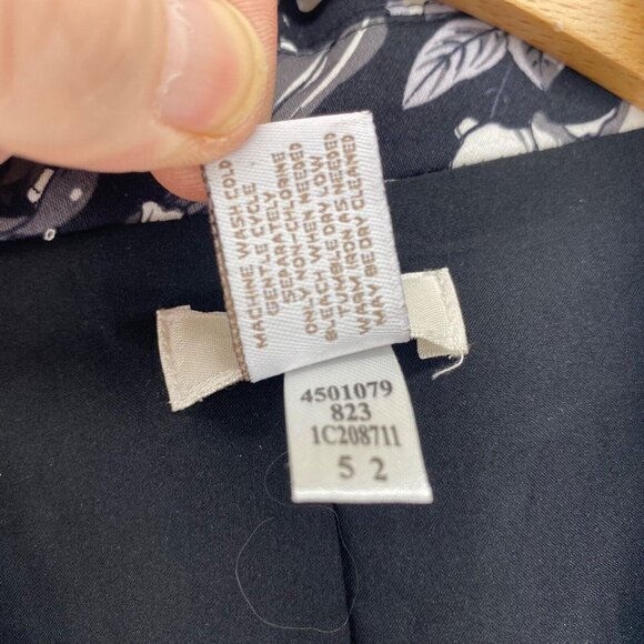 Chicos Blazer Womens 0 US Small Black Monochrome Floral Stretch Office Career - Picture 6 of 9